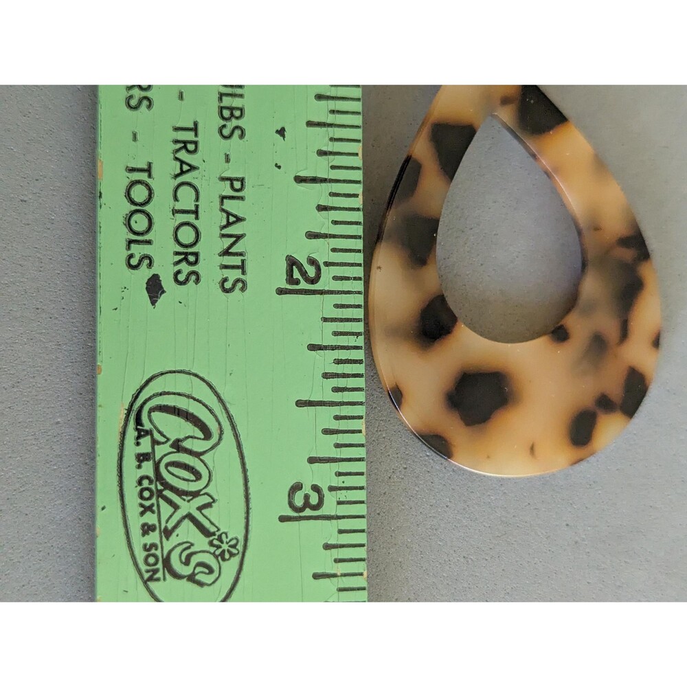 Vintage 1980s Tortoiseshell Lucite Teardrop Dangle Clip On Earrings - Picture 5 of 7
